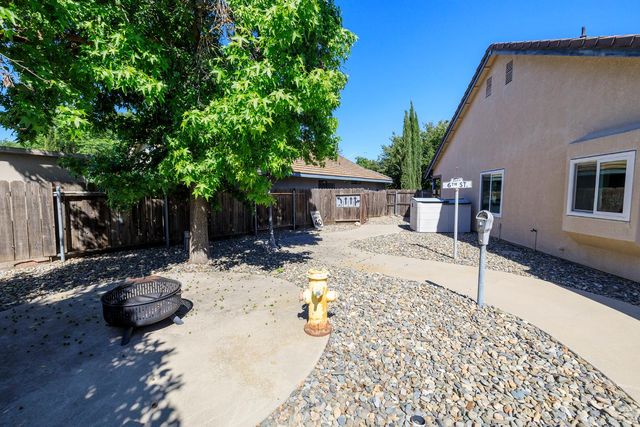 1336 Tranquil Ln, Ceres, CA 95307