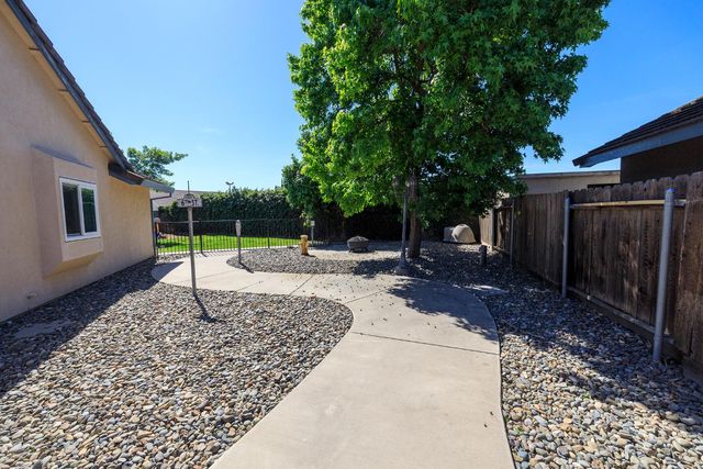 1336 Tranquil Ln, Ceres, CA 95307