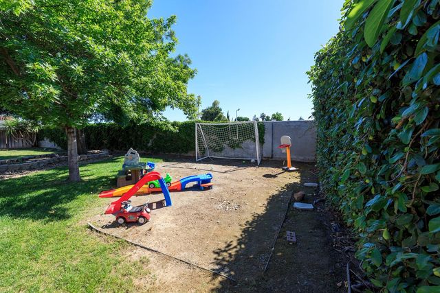 1336 Tranquil Ln, Ceres, CA 95307