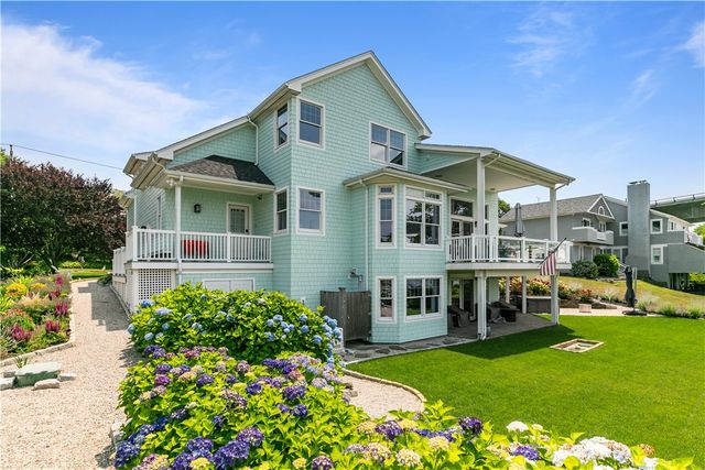 121 Seaside Drive, Jamestown, RI 02835