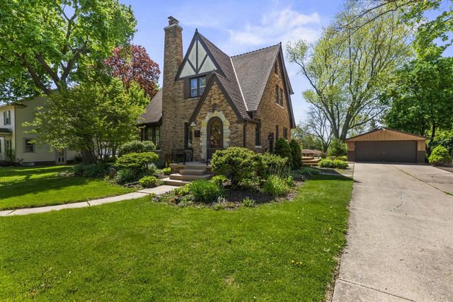 N88W15893 Park BOULEVARD, Menomonee Falls, WI 53051