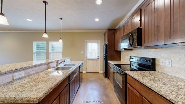 3406 Cullen Trail, College Station, TX 77845