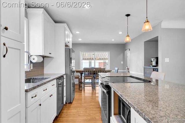 29535 Barkley Street, Livonia, MI 48154