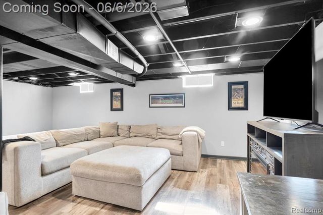29535 Barkley Street, Livonia, MI 48154