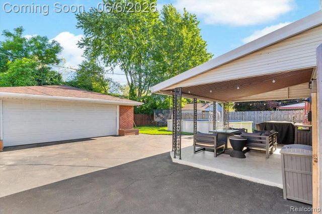 29535 Barkley Street, Livonia, MI 48154