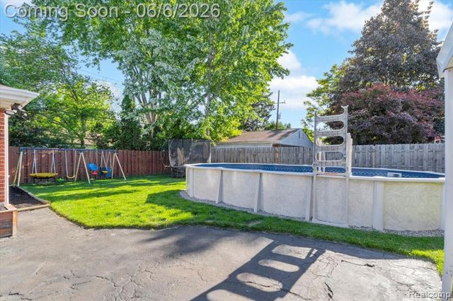 29535 Barkley Street, Livonia, MI 48154
