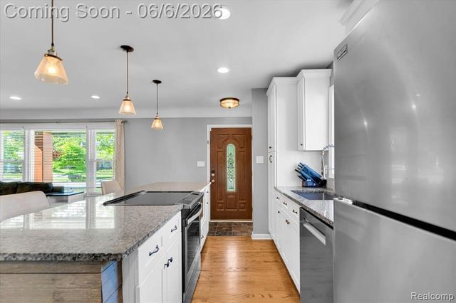 29535 Barkley Street, Livonia, MI 48154