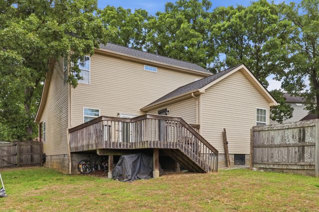 905 Great Hope Ct, La Vergne, TN 37086