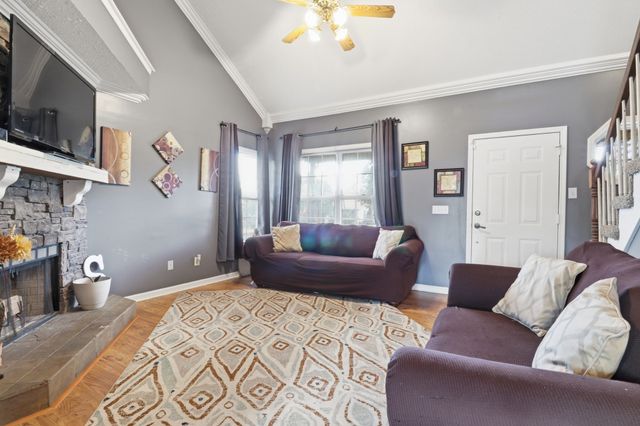 905 Great Hope Ct, La Vergne, TN 37086