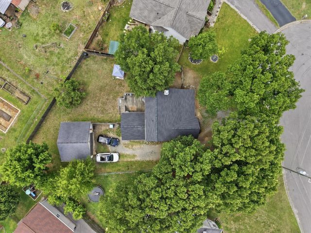905 Great Hope Ct, La Vergne, TN 37086