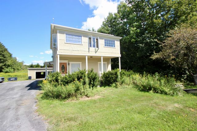 72 Crosstown Road, Berlin, VT 05602