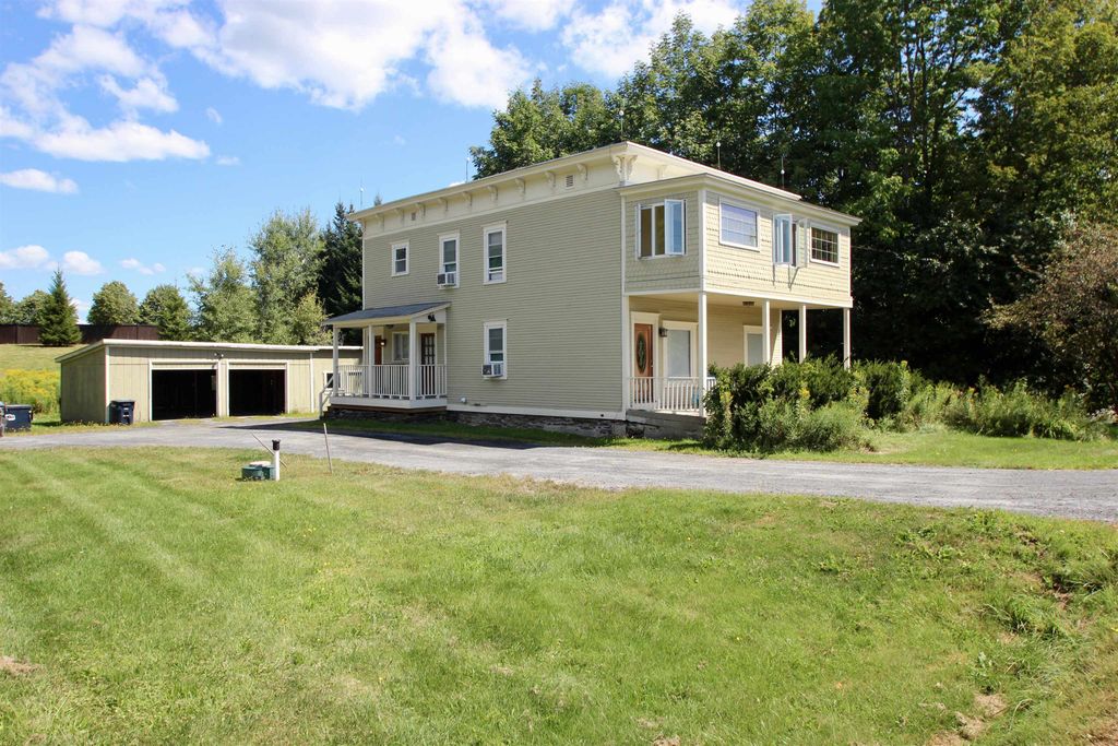 72 Crosstown Road, Berlin, VT 05602