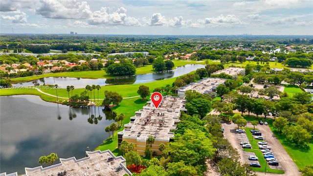 16325 Golf Club Rd 101, Weston, FL 33326