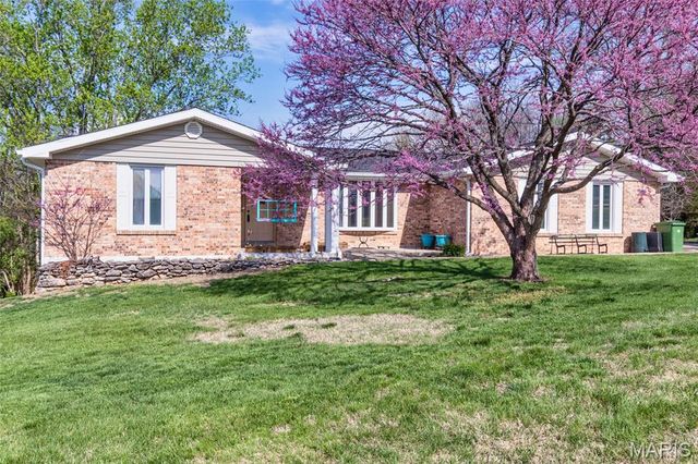 3549 Possum Ridge Drive, Imperial, MO 63052