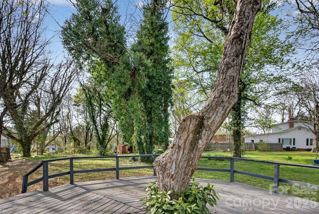 610 Westside Drive, Lexington, NC 27292