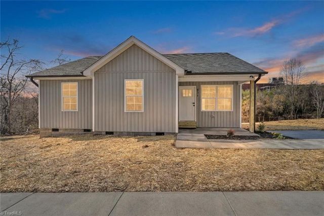 821 Bridge Street, Eden, NC 27288