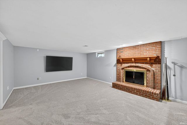 15891 S Lakeshore Drive, Granger, IN 46530