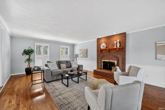 15891 S Lakeshore Drive, Granger, IN 46530