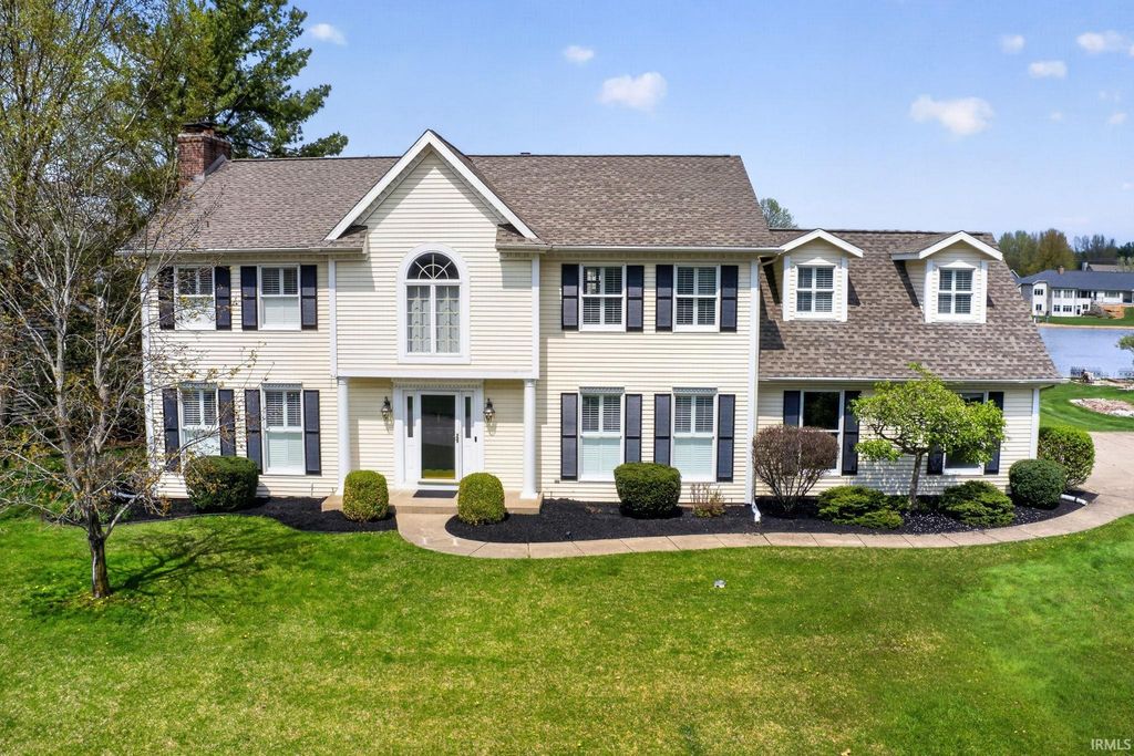 15891 S Lakeshore Drive, Granger, IN 46530