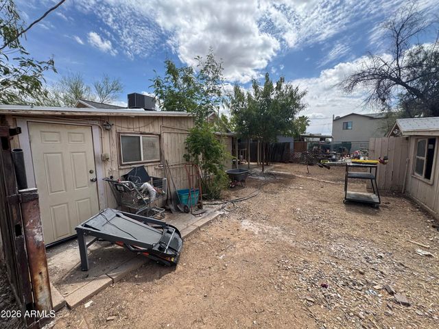 8910 N 10TH Street, Phoenix, AZ 85020