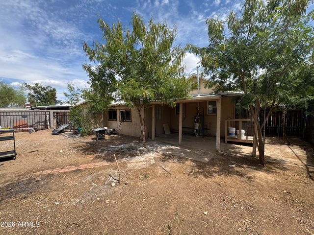 8910 N 10TH Street, Phoenix, AZ 85020