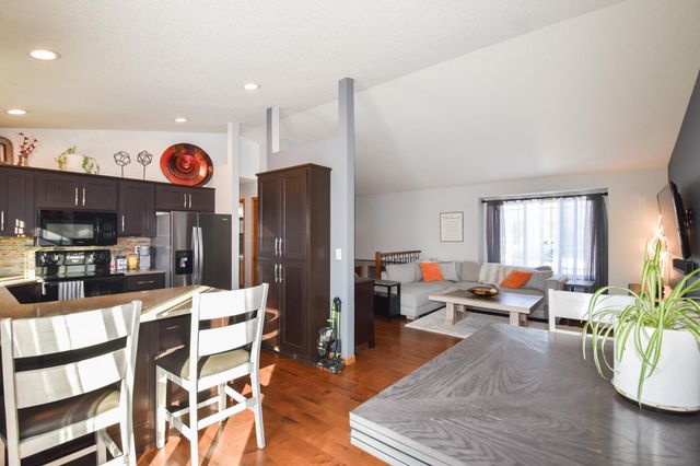 3016 23RD Avenue S, Fargo, ND 58103