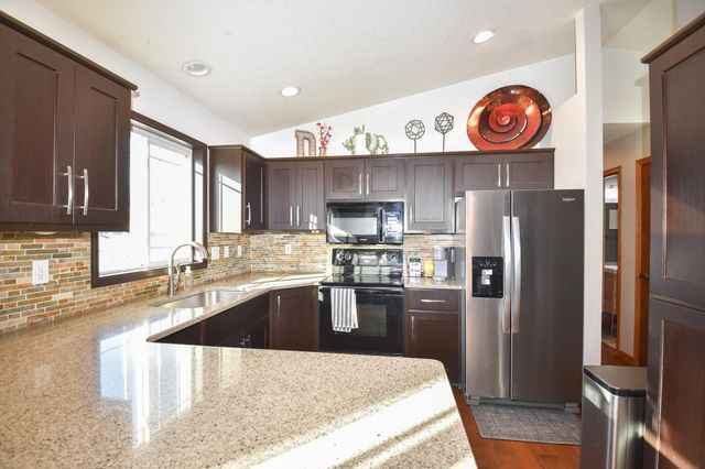 3016 23RD Avenue S, Fargo, ND 58103