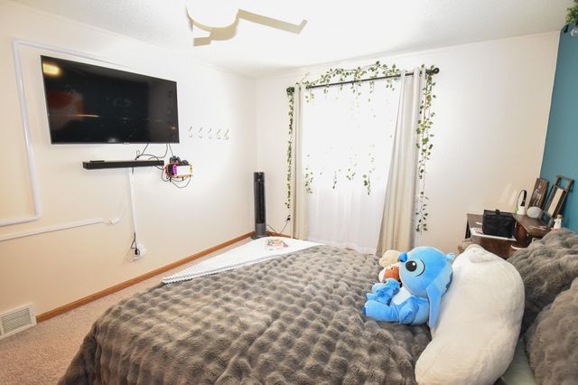 3016 23RD Avenue S, Fargo, ND 58103