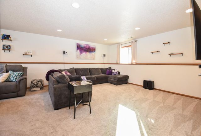 3016 23RD Avenue S, Fargo, ND 58103