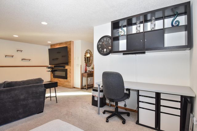 3016 23RD Avenue S, Fargo, ND 58103