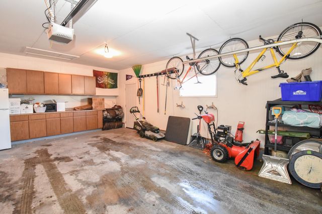 3016 23RD Avenue S, Fargo, ND 58103