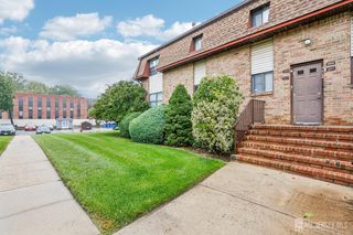 1203 N Oaks Boulevard, North Brunswick, NJ 08902