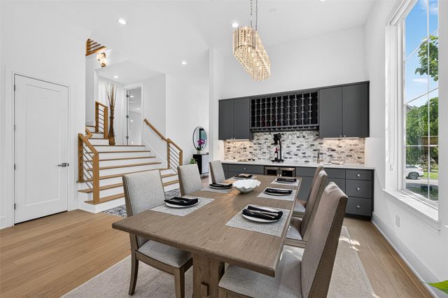 4303 Dorothy Street, Bellaire, TX 77401