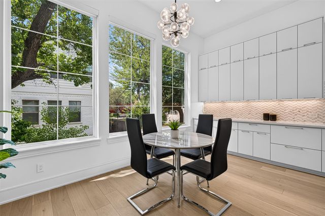 4303 Dorothy Street, Bellaire, TX 77401