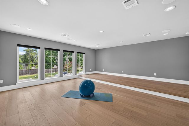 4303 Dorothy Street, Bellaire, TX 77401
