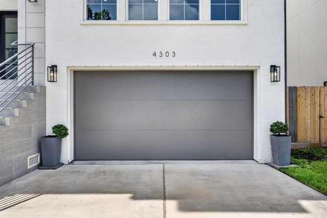 4303 Dorothy Street, Bellaire, TX 77401
