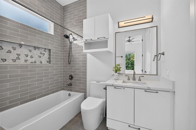 4303 Dorothy Street, Bellaire, TX 77401