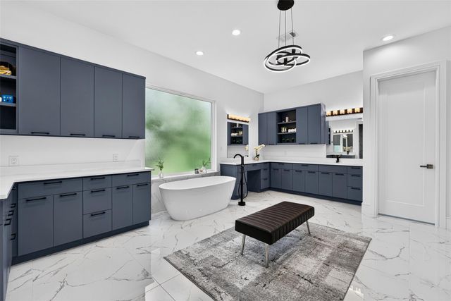 4303 Dorothy Street, Bellaire, TX 77401