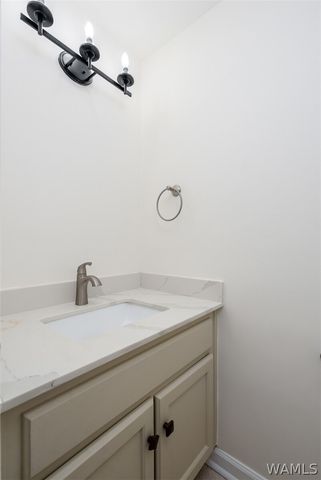 1710 Duval, Tuscaloosa, AL 35406