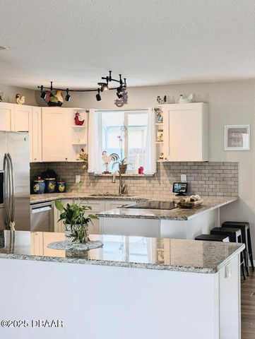 2941 Lantern Drive, South Daytona, FL 32119