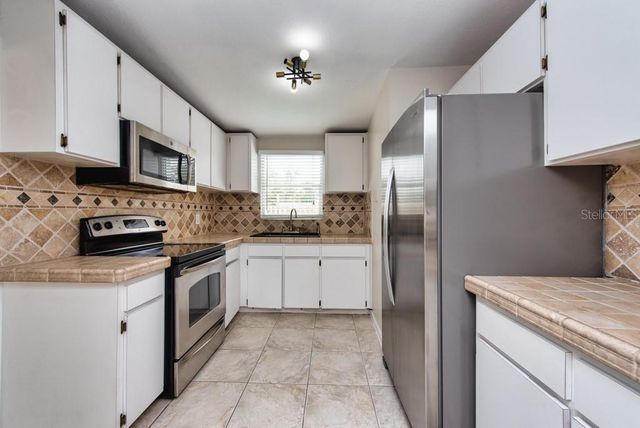 4016 W MONTGOMERY TERRACE, Tampa, FL 33616