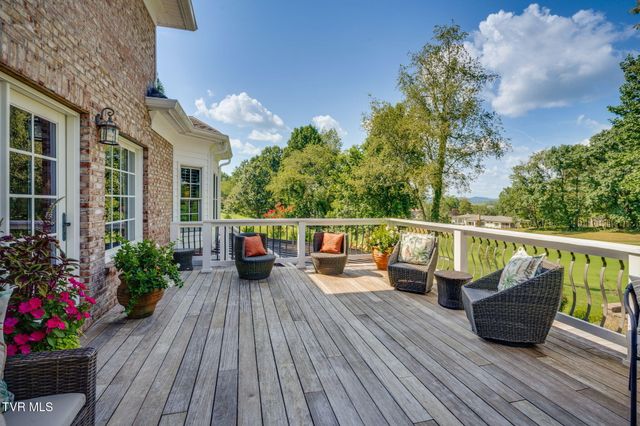 15085 Washington Way, Bristol, VA 24202