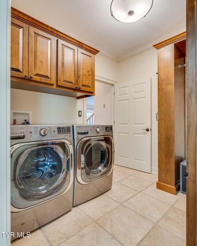 15085 Washington Way, Bristol, VA 24202