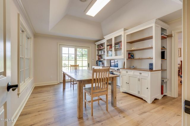 15085 Washington Way, Bristol, VA 24202