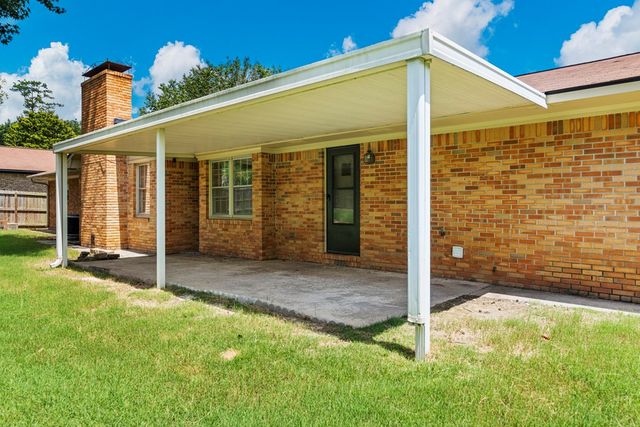 2608 40th Place, Phenix City, AL 36867