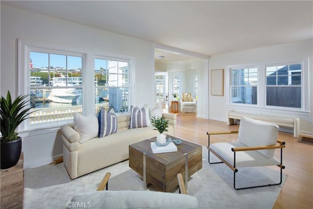 1407 N Bay Front, Newport Beach, CA 92662