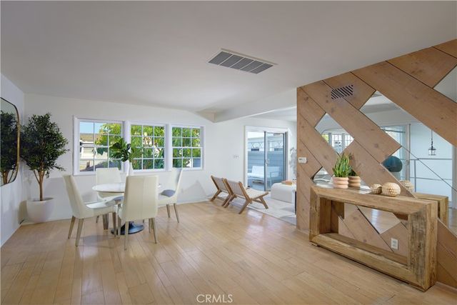 1407 N Bay Front, Newport Beach, CA 92662