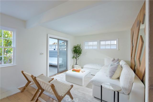 1407 N Bay Front, Newport Beach, CA 92662