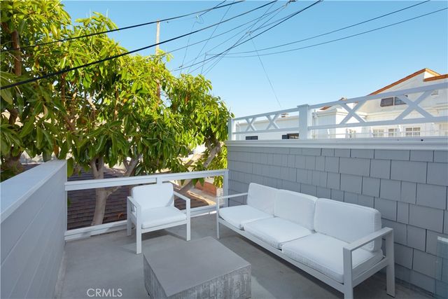 1407 N Bay Front, Newport Beach, CA 92662