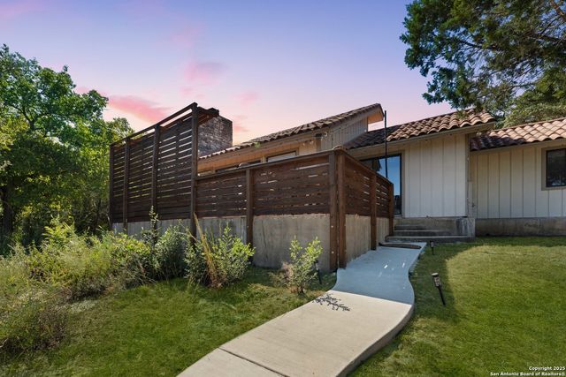 789 Barbara, Canyon Lake, TX 78133